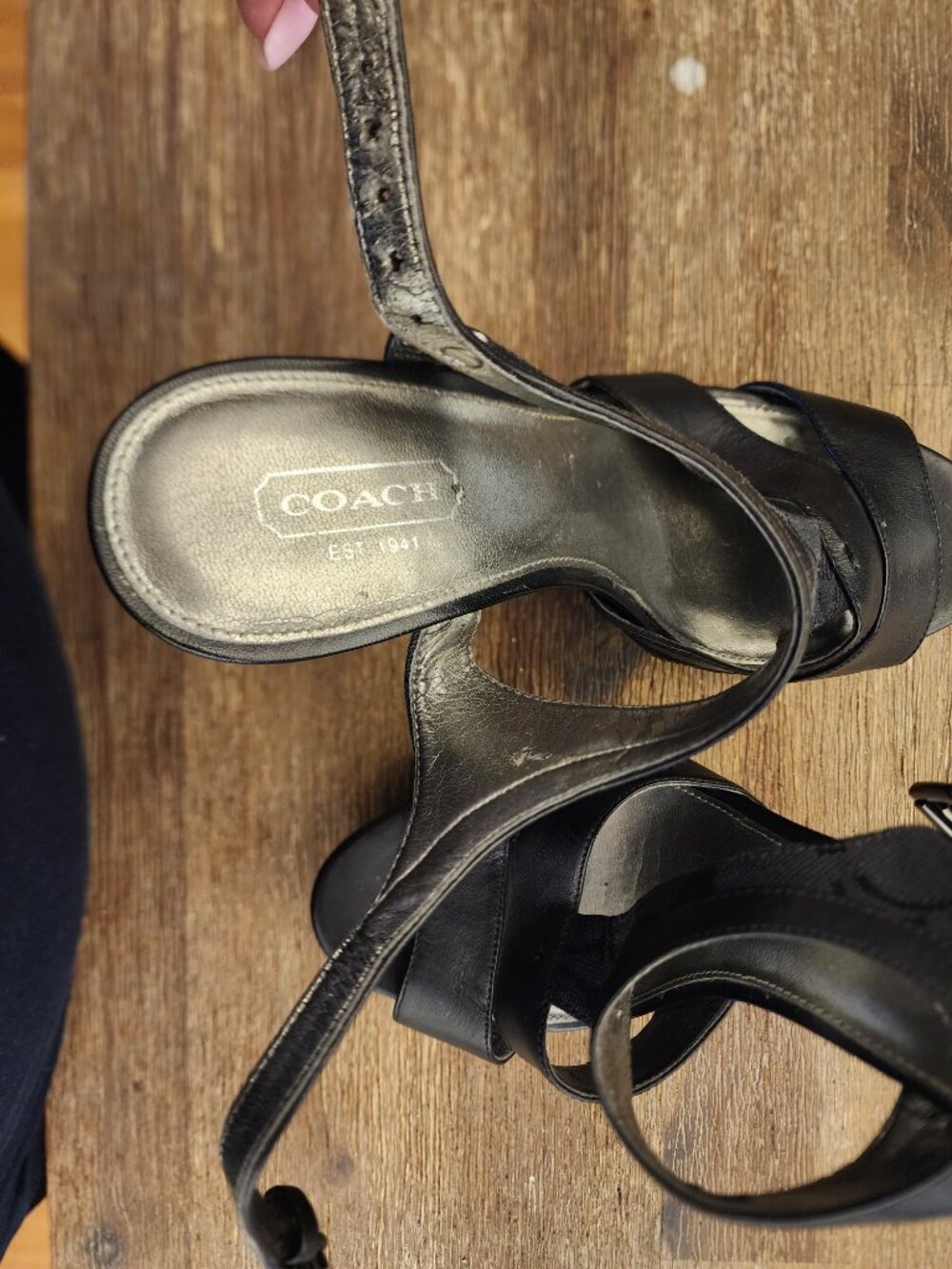 Coach heels - Picture 3 of 12